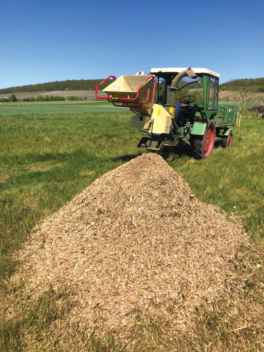 Hakselaar R185 Gedragen in driepunt