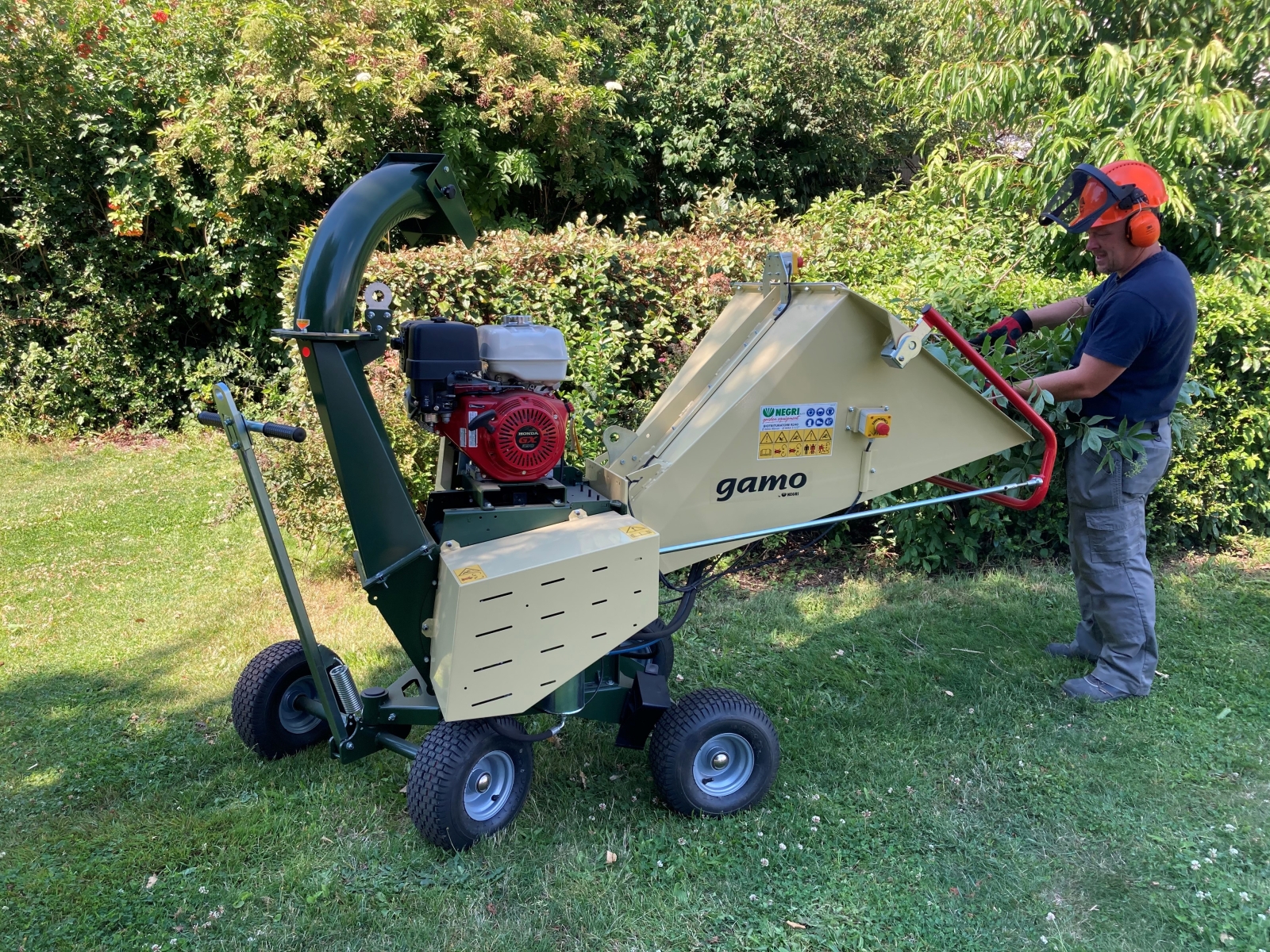 Hakselaar R240 Benzinemotor Honda GX390